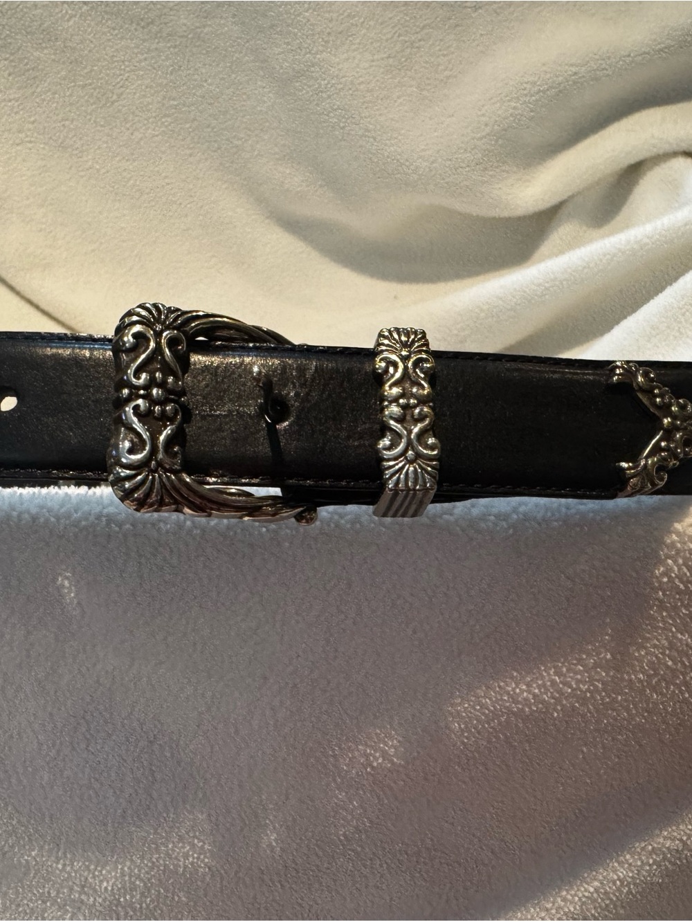 Fossil Black Leather Belt with Ornate Silver-Tone Buckle Sz S